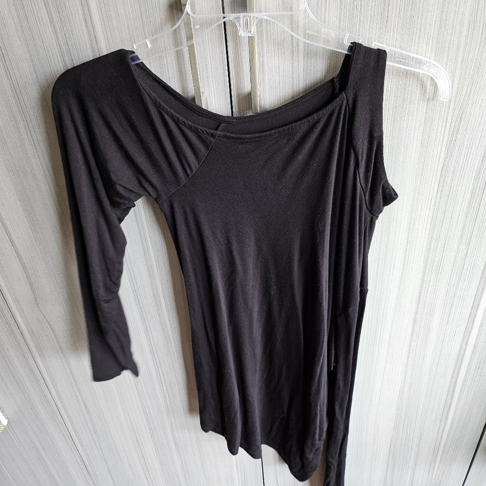 Michael kors cut off shoulder long sleeve